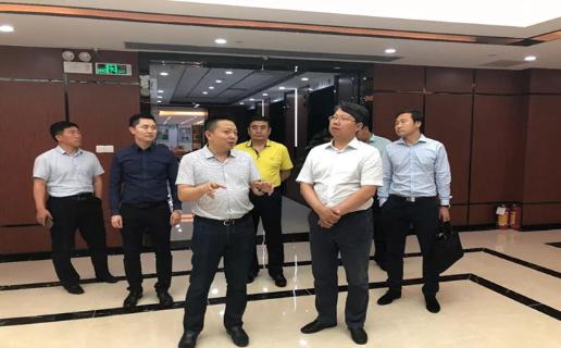 长春市九台区政府领导、安徽省淮南市毛集领导来访问鼎娱乐加速器